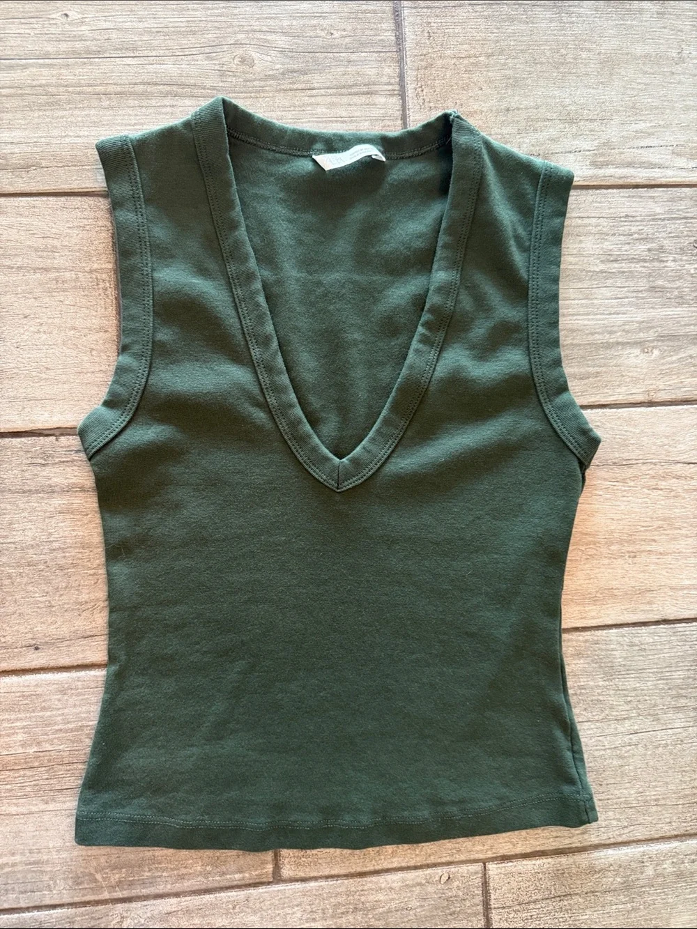 Zara Sleeveless V-Neck Tank Tops - Black & Dark Green
